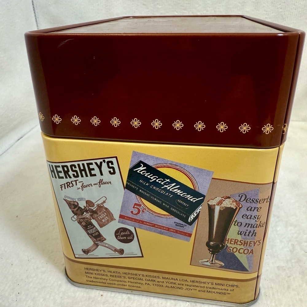 Hershey's Kisses 100th Anniversary Milk Chocolate Recipe Tin - Picture 2 of 8
